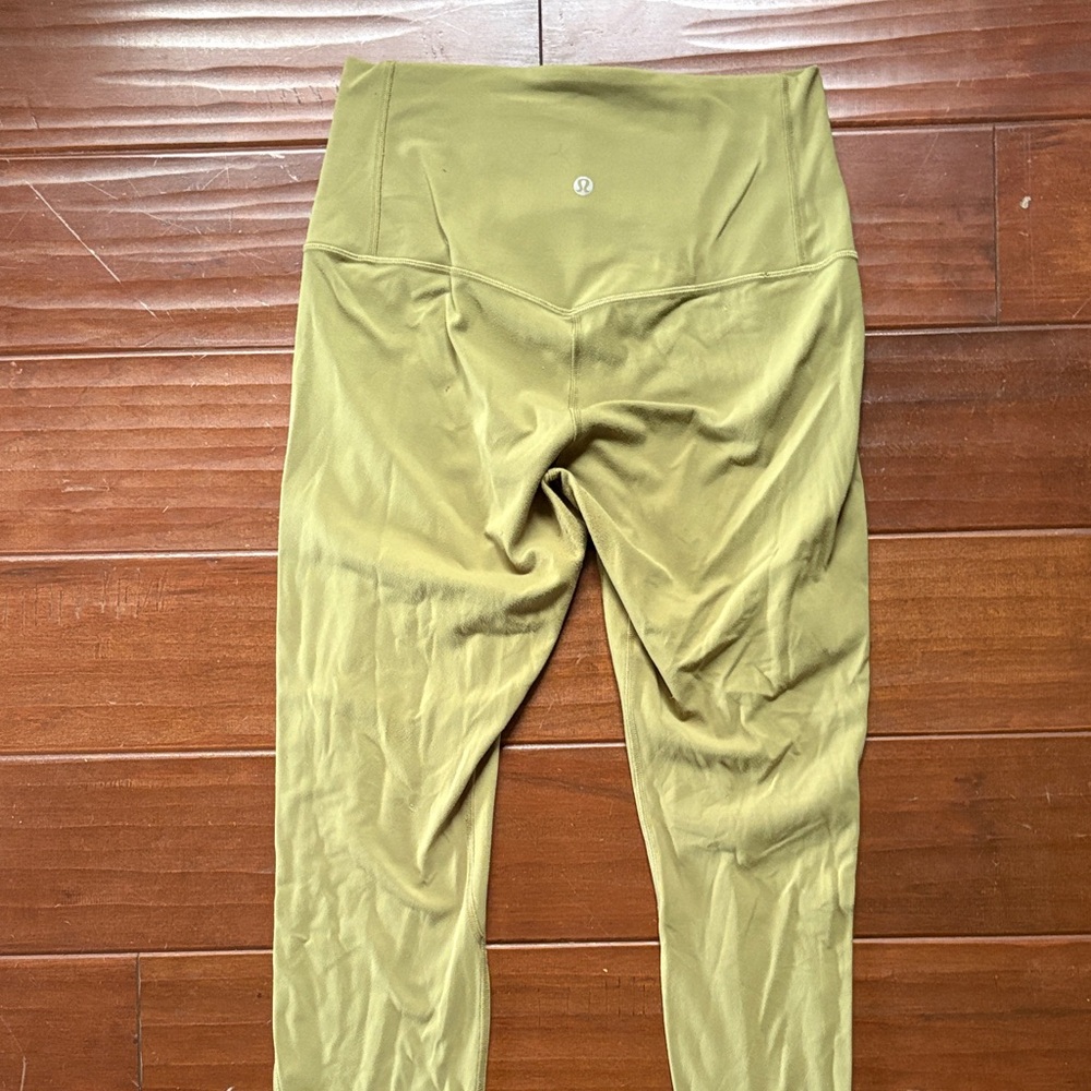 High-Waisted Lululemon - Picture 3 of 3